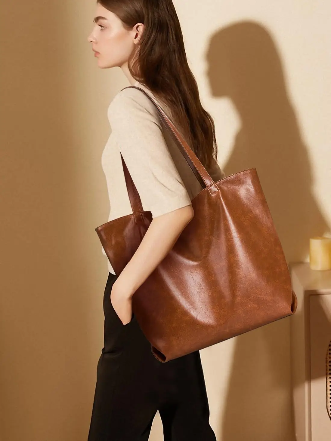 Vintage Women's Handbag Large Capacity Leather Shoulder Bag — feature 5