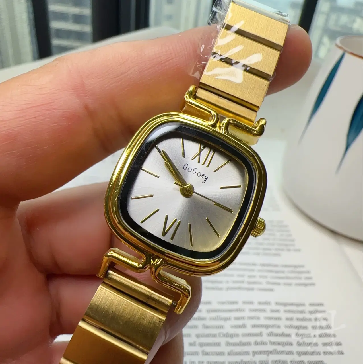 Gold Square Quartz Women's Watch with Steel Band - Image 8