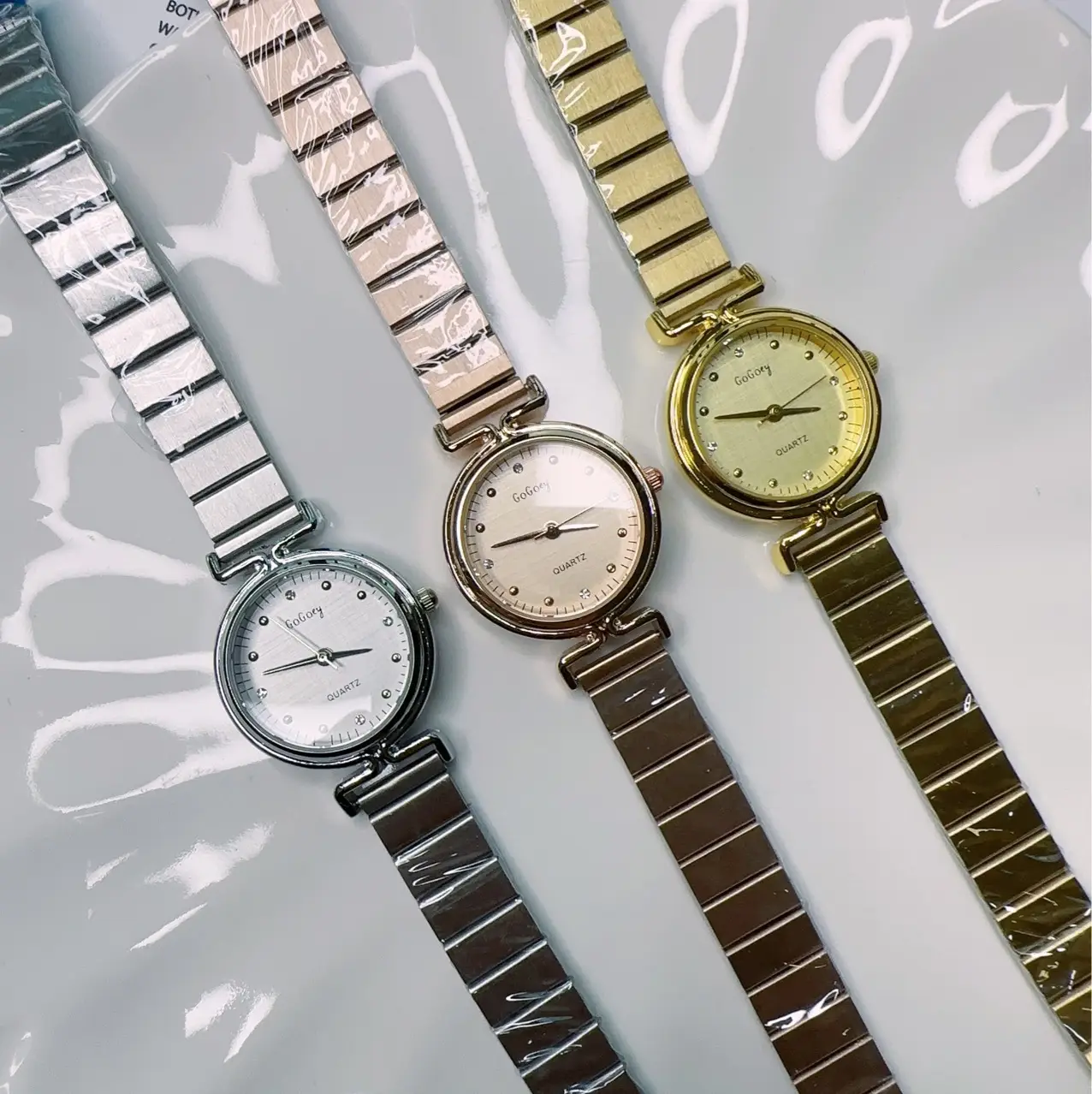 Women's Korean Style Quartz Watch with Mesh Band — feature 8