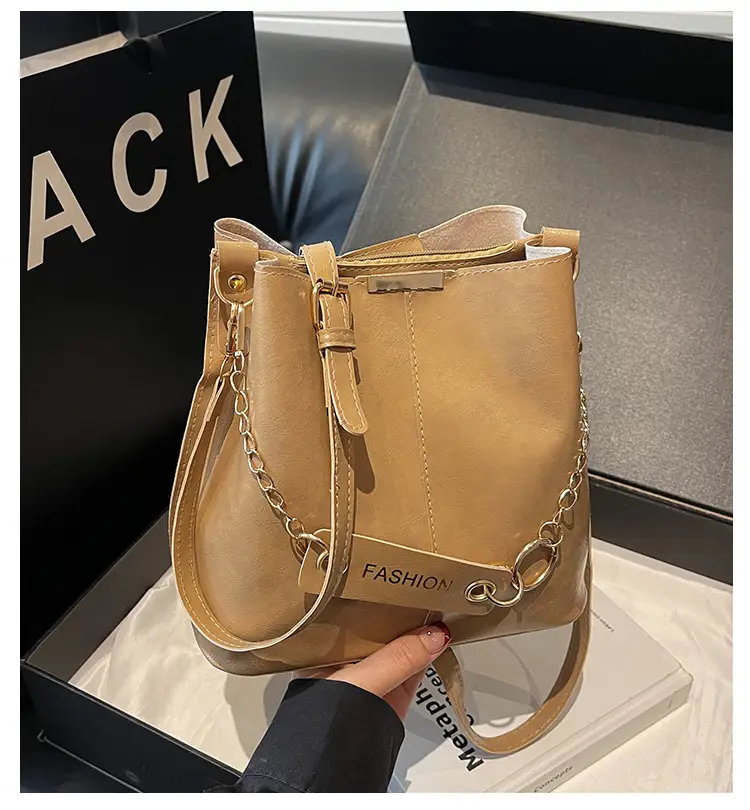 Women's Vintage Leather Bucket Bag Tan 2025 — feature 1