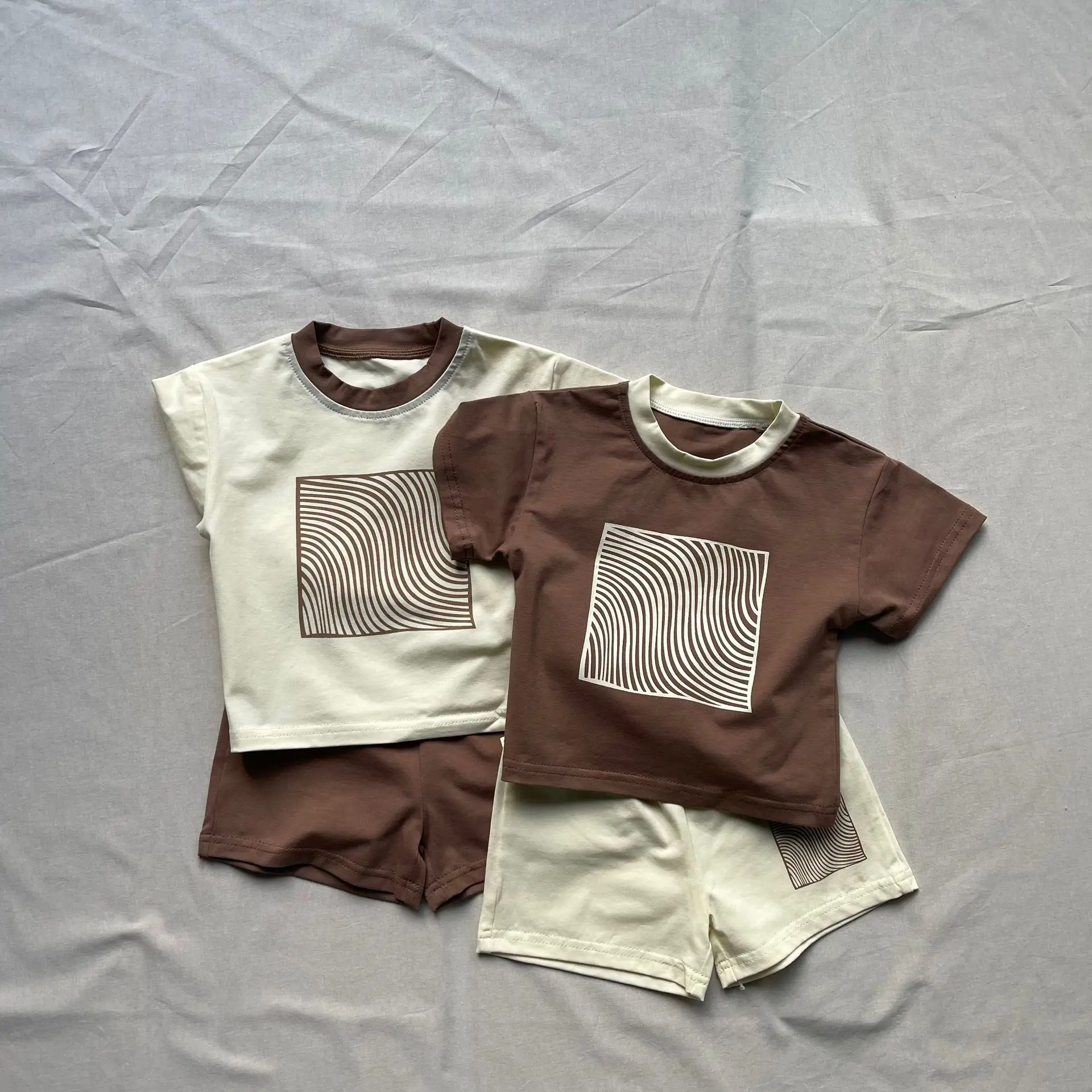 Korean Style Printed Shorts Set for Boys Girls Brown Cream — feature 1