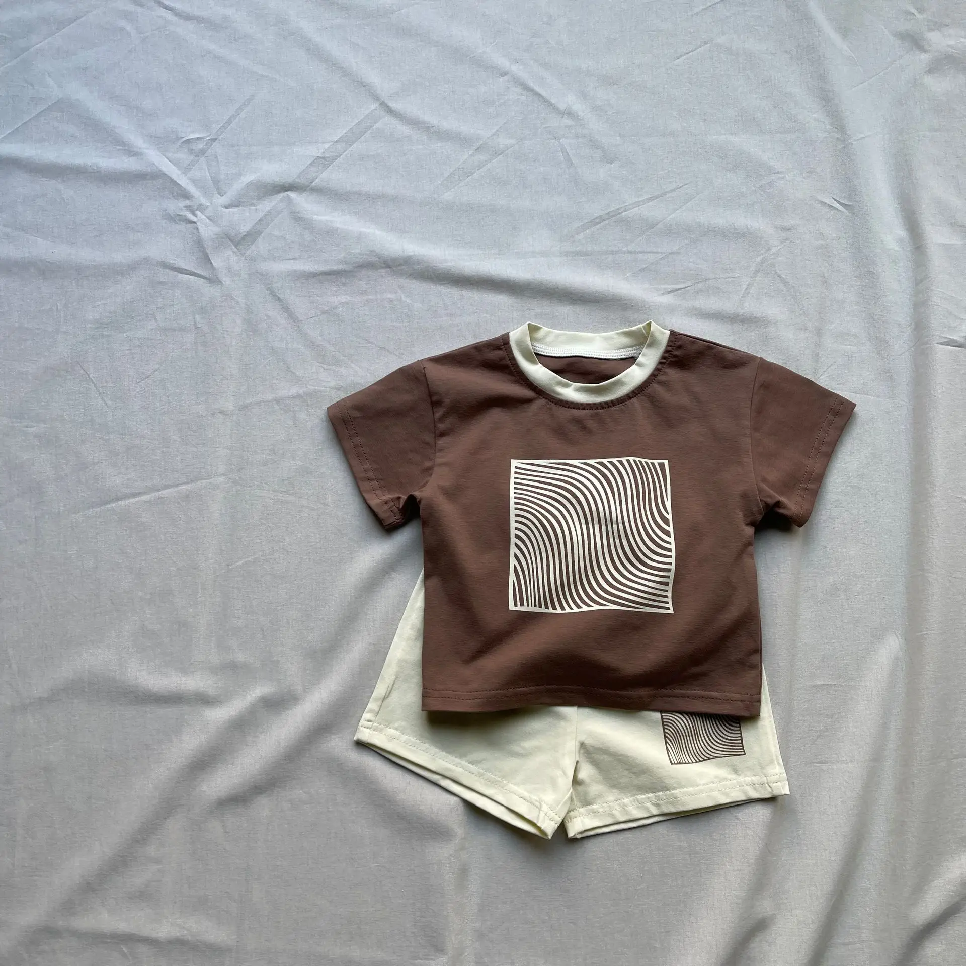 Korean Style Printed Shorts Set for Boys Girls Brown Cream - Image 2
