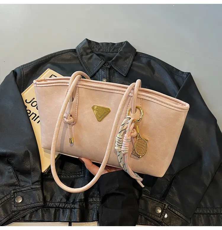 Pink Leather Shoulder Bag with Gold Plated Handle - Image 2