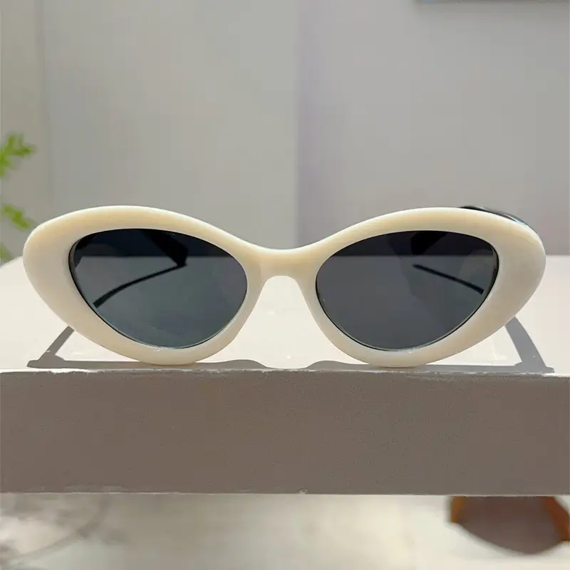 Korean Style Cat's Eye Sunglasses White Small Frame — feature 12