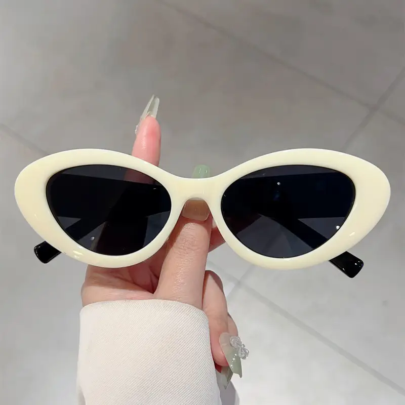 Korean Style Cat's Eye Sunglasses White Small Frame — feature 5