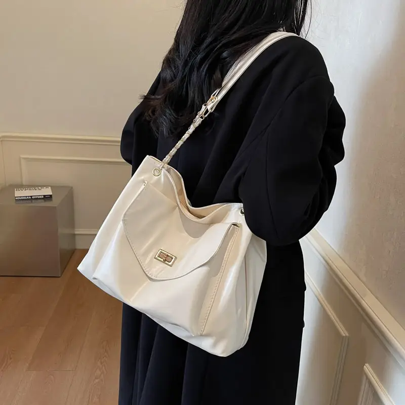 Women's Brown Chain Shoulder Bag with Leather Strap — feature 24