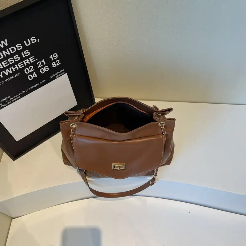 Women's Brown Chain Shoulder Bag with Leather Strap — feature 9