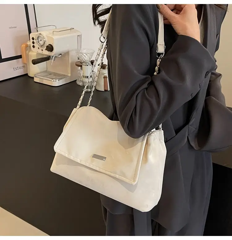 Pink Chain Shoulder Bag for Women — feature 20