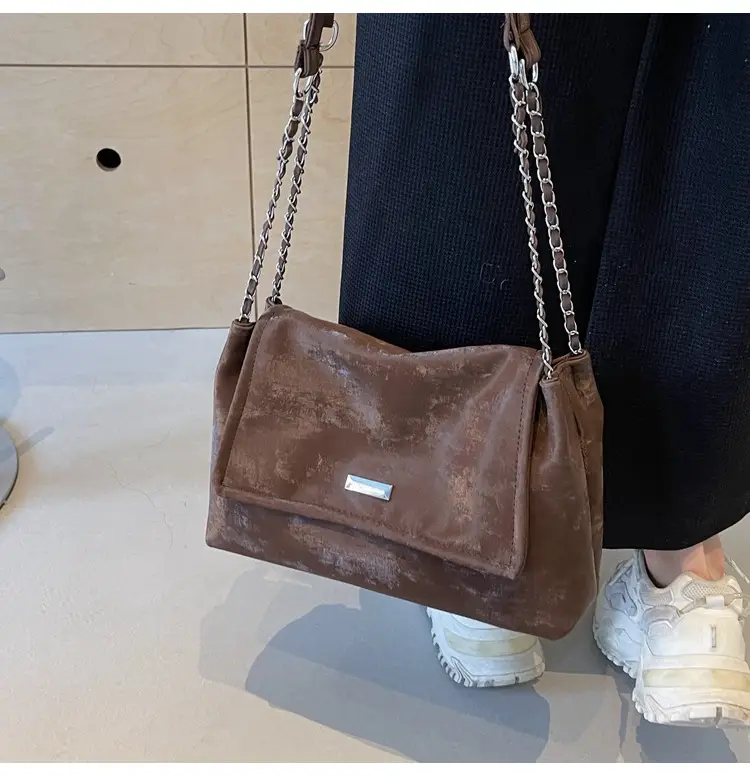 Pink Chain Shoulder Bag for Women — feature 28