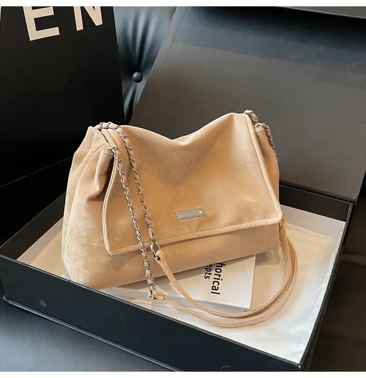 Pink Chain Shoulder Bag for Women — feature 36