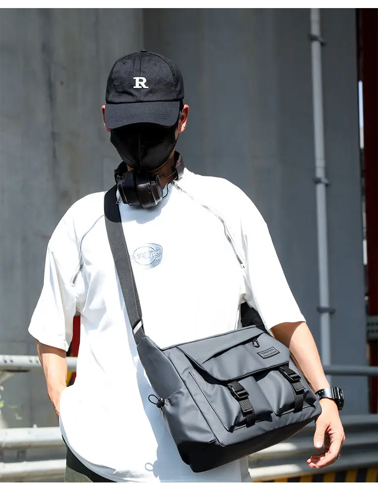 Men's Black Crossbody Shoulder Bag Large Capacity — feature 17