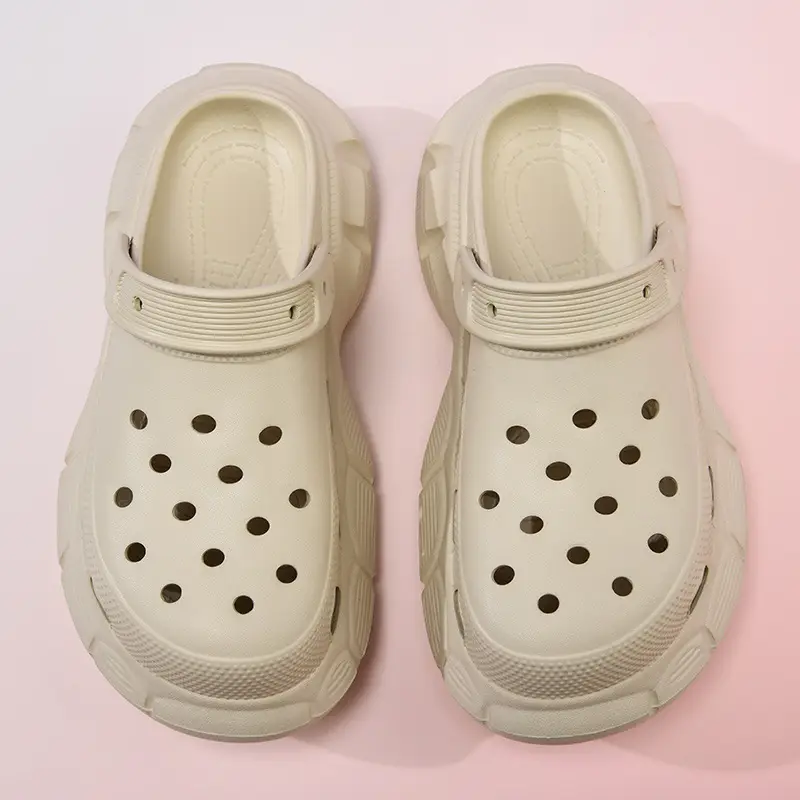 Thick-soled hole shoes women's summer new outdoor height-increasing slippers wear-resistant non-slip breathable beach deodorant toe slippers - Image 9