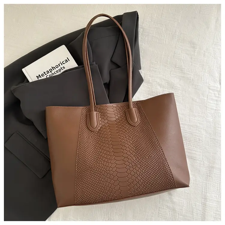 Women Crossbody Tote Bag Cream Large Capacity Spring Summer Commuter Bag — feature 19