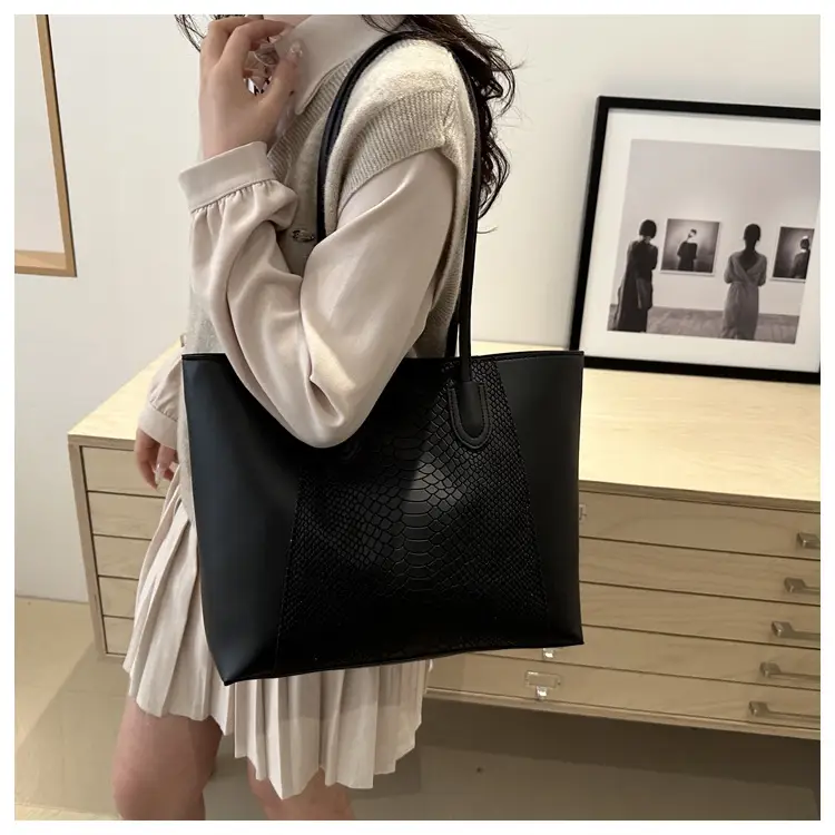 Women Crossbody Tote Bag Cream Large Capacity Spring Summer Commuter Bag — feature 40