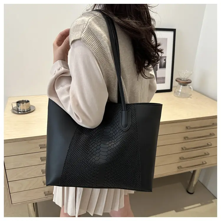 Women Crossbody Tote Bag Cream Large Capacity Spring Summer Commuter Bag — feature 42