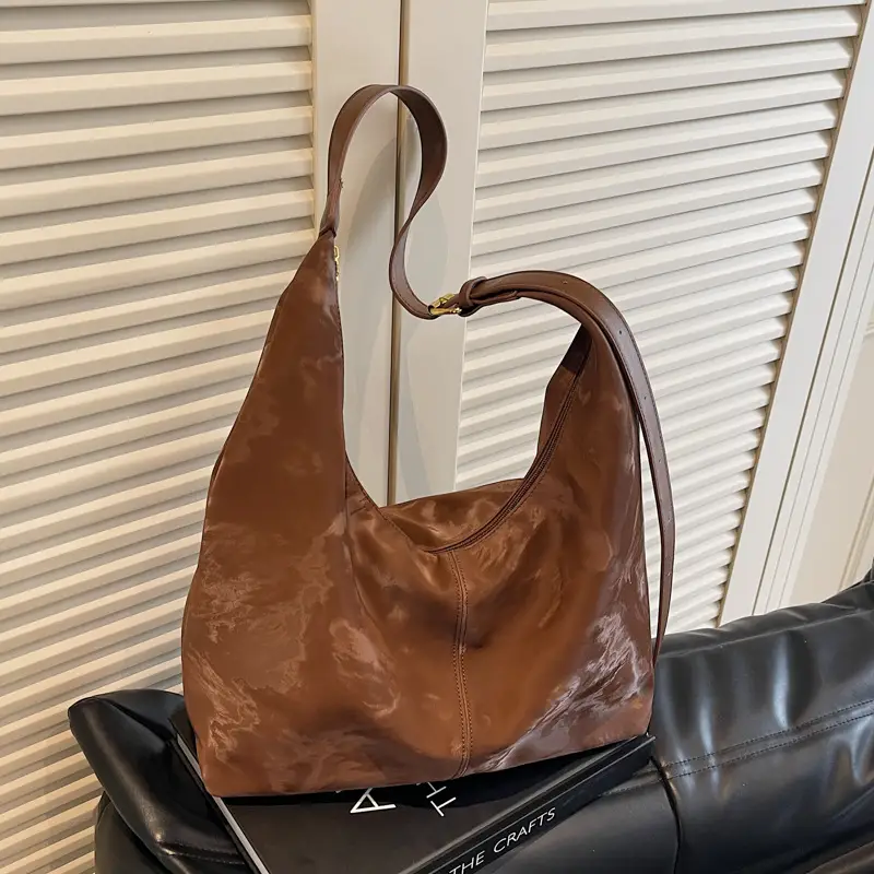 White Korean Style Underarm Tote Bag for Women - Image 3