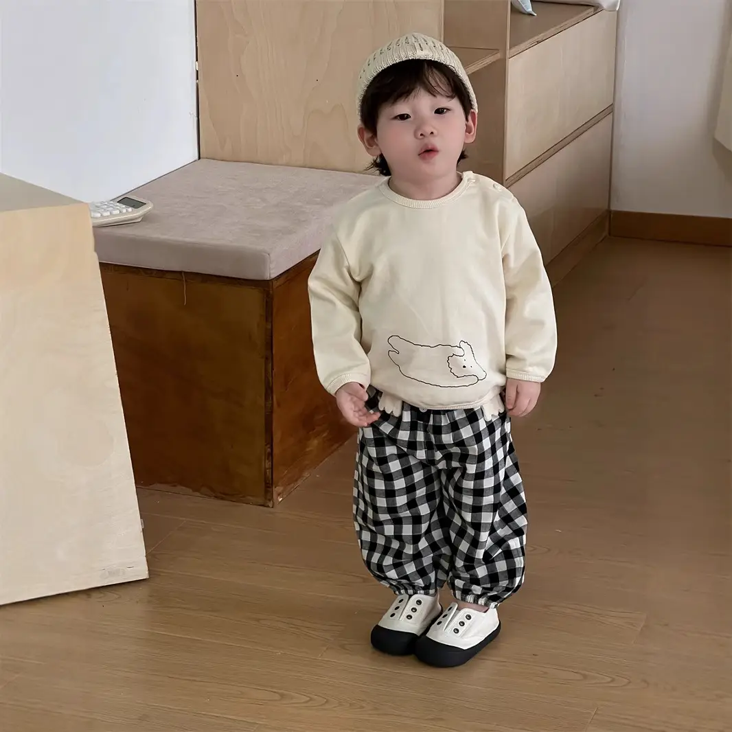 Kids Korean Style Cotton T-Shirt Plaid Pants Set — feature 2