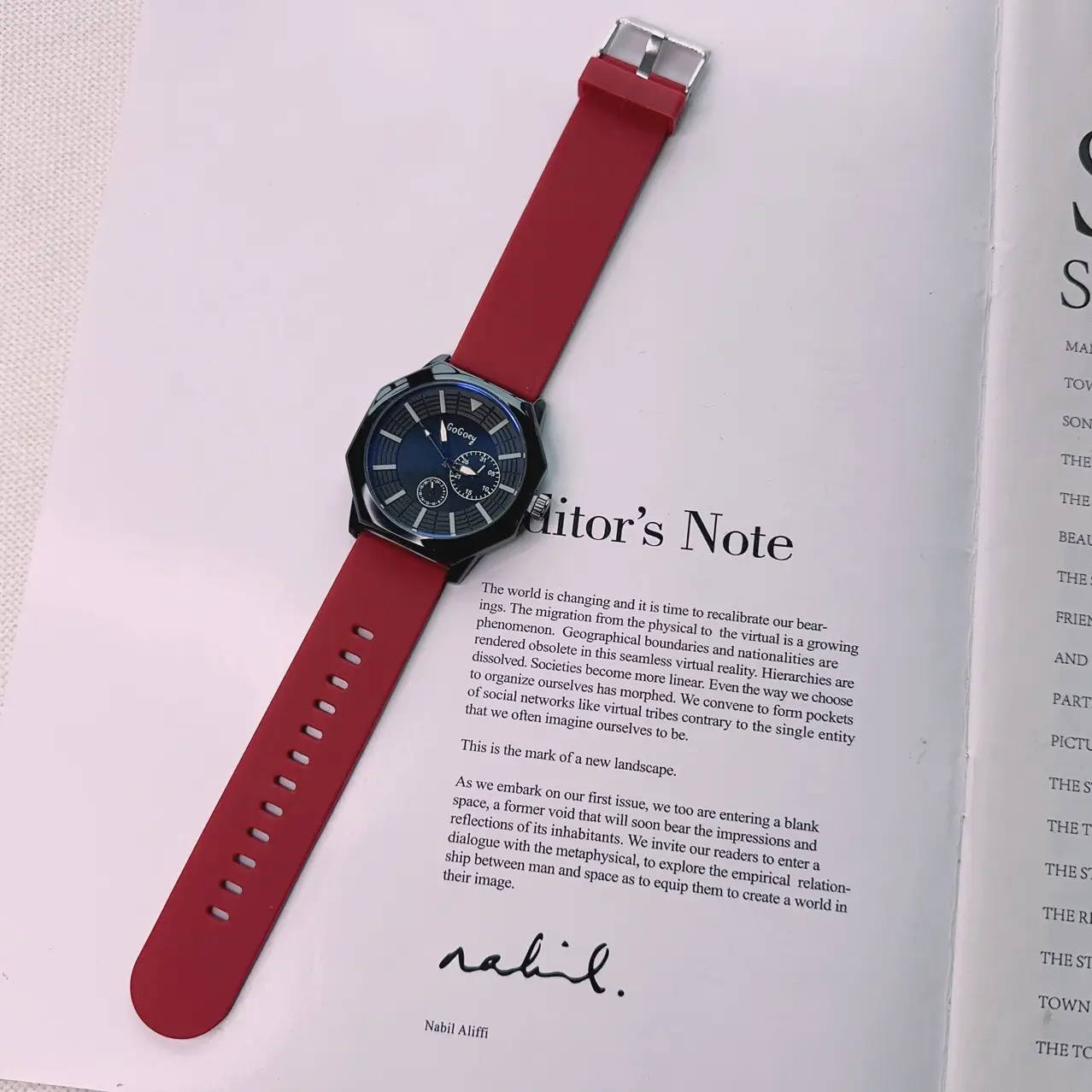 Galaxy Quartz Watch Red Silicone Men Women — feature 15