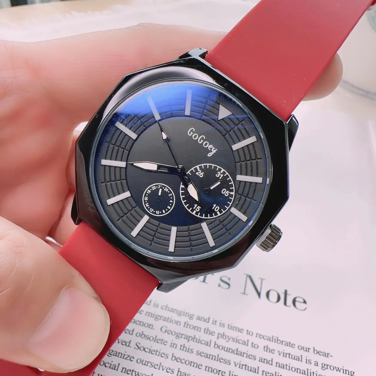 Galaxy Quartz Watch Red Silicone Men Women - Image 4