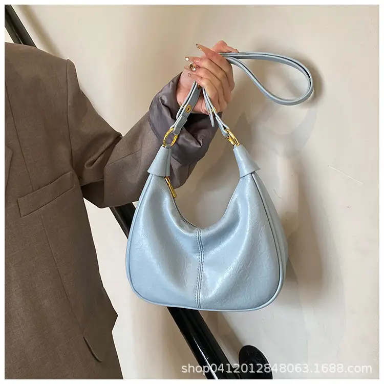 Women's White Leather Crossbody Bag 2024 New Style — feature 13