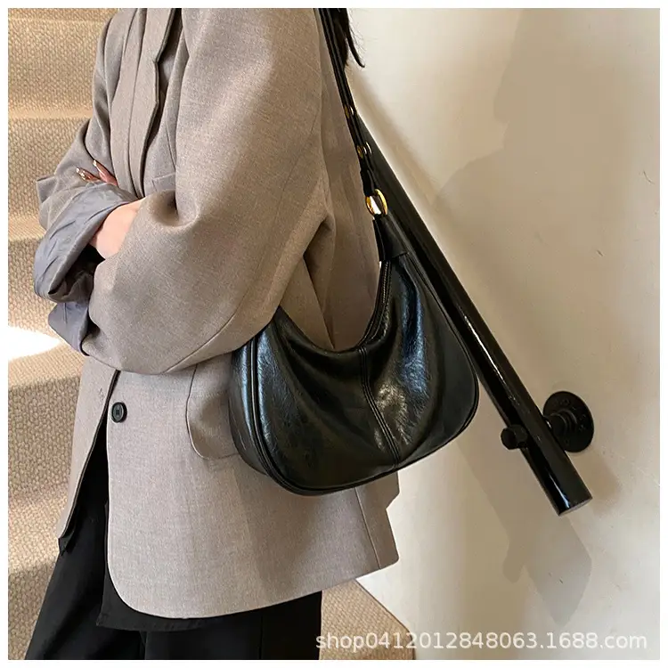 Women's White Leather Crossbody Bag 2024 New Style — feature 16