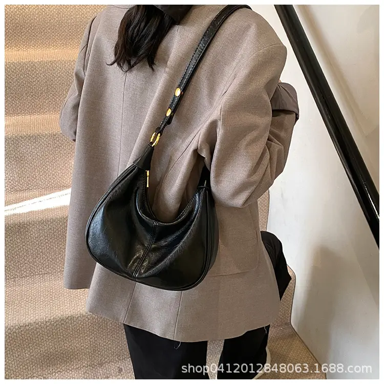Women's White Leather Crossbody Bag 2024 New Style — feature 17