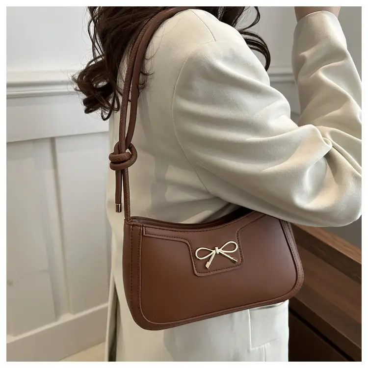 White Textured Shoulder Bag for Women 2025 — feature 14