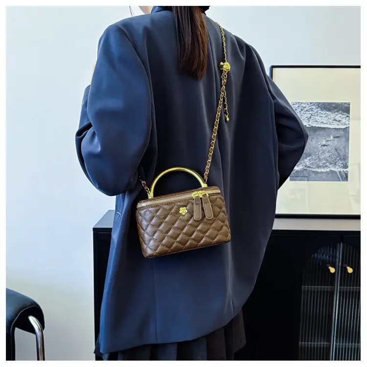 Vintage Brown Diamond Plaid Chain Shoulder Bag for Women — feature 22