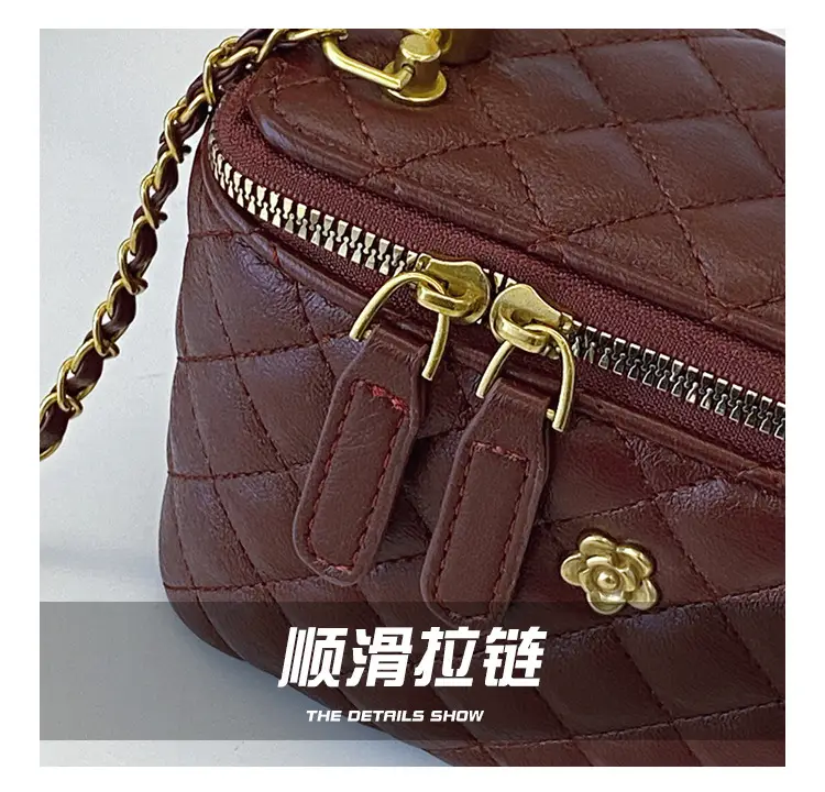 Vintage Brown Diamond Plaid Chain Shoulder Bag for Women — feature 5