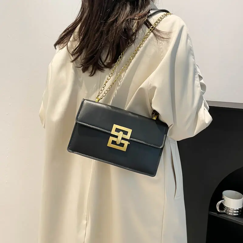 Women's Retro Chain Crossbody Bag Brown Gold - Image 7