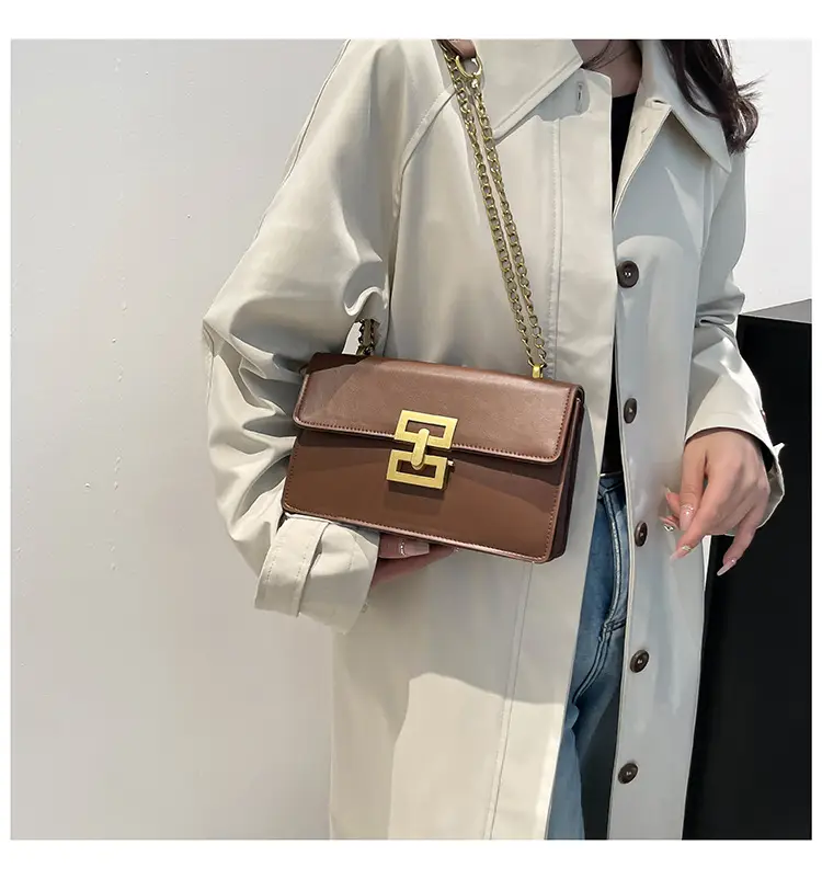 Women's Retro Chain Crossbody Bag Brown Gold — feature 12