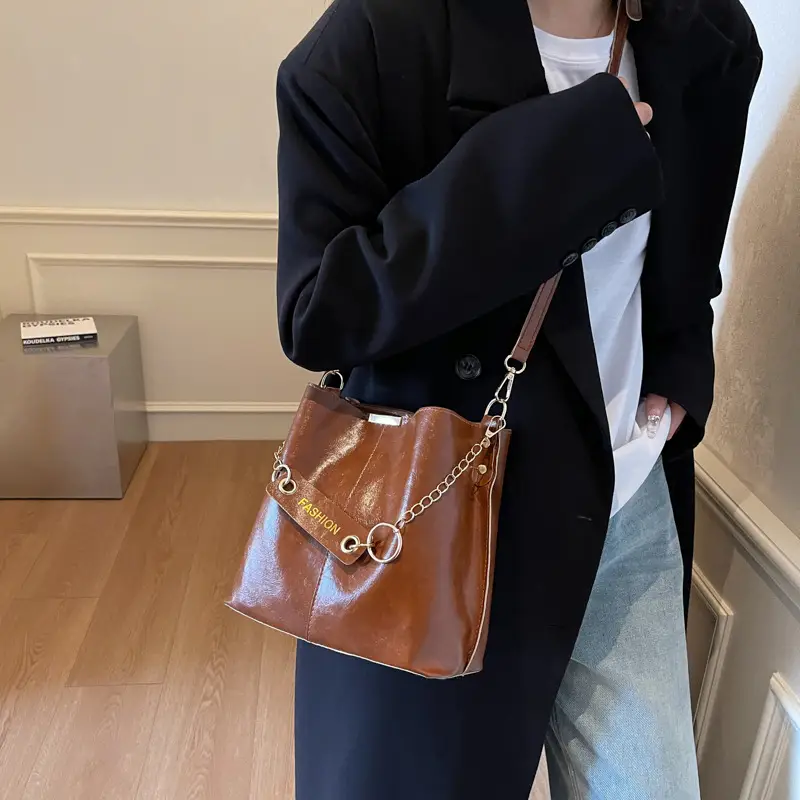 Korean Style Retro Chain Bucket Bag Women 2025 - Image 8