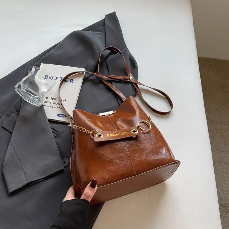 Korean Style Retro Chain Bucket Bag Women 2025 - Image 3