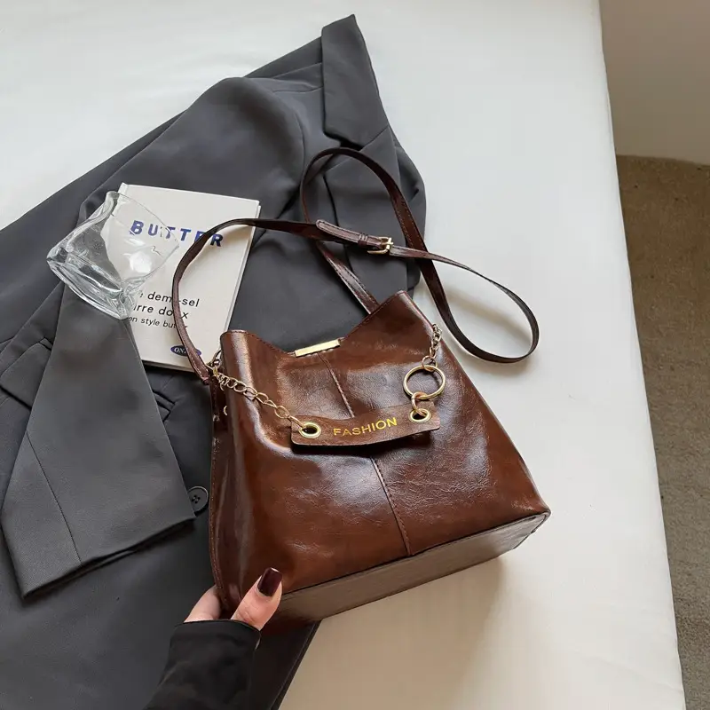 Korean Style Retro Chain Bucket Bag Women 2025 - Image 4