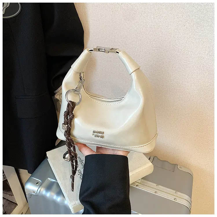 Women Retro Handbag Brown Leather Crossbody 2026 — feature 11