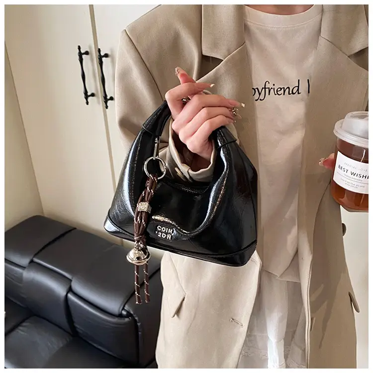 Women Retro Handbag Brown Leather Crossbody 2026 — feature 23