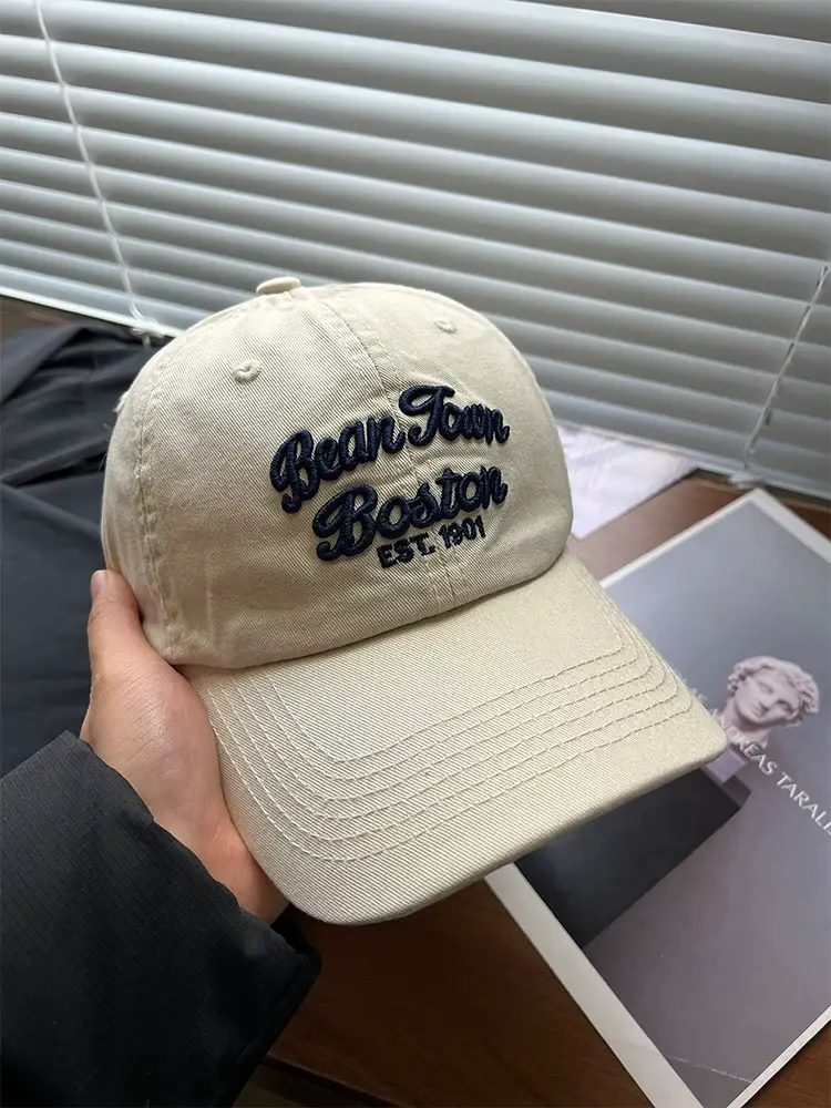 Yaoli Studio Face Mask with Baseball Cap & Sun Protection — feature 10