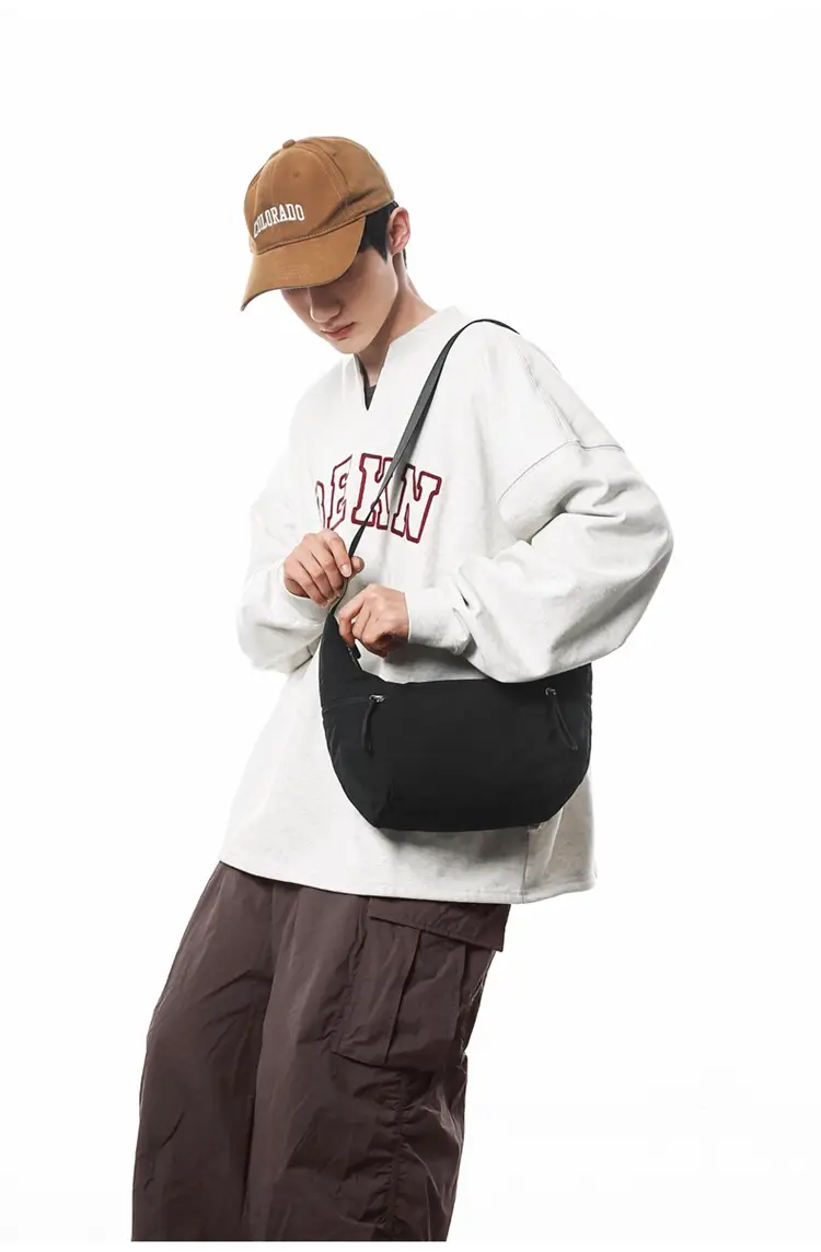 New Crossbody Cattle Bag Waterproof Fashionable Lightweight Fitness Cycling Bag — feature 12