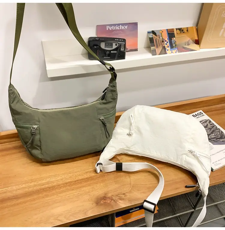 New Crossbody Cattle Bag Waterproof Fashionable Lightweight Fitness Cycling Bag — feature 26
