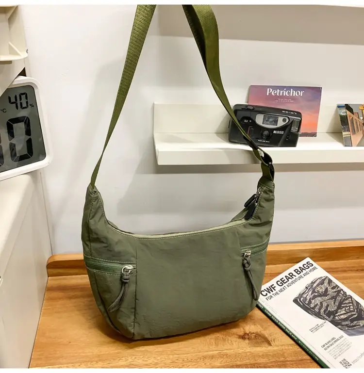 New Crossbody Cattle Bag Waterproof Fashionable Lightweight Fitness Cycling Bag — feature 30