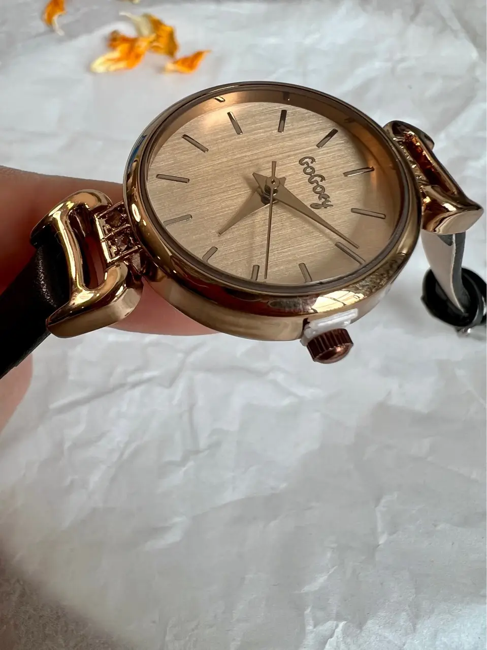 Korean Style Green Quartz Watch for Women — feature 11