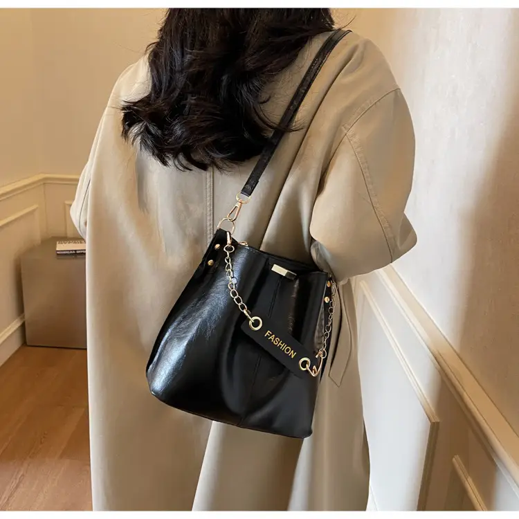 2025 Black Leather Crossbody Bag for Women — feature 13