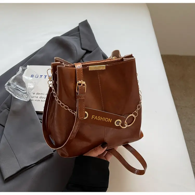 2025 Black Leather Crossbody Bag for Women — feature 21