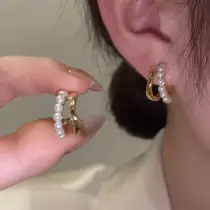 Women's Irregular Metallic Pearl C-Shape Earrings — feature 6