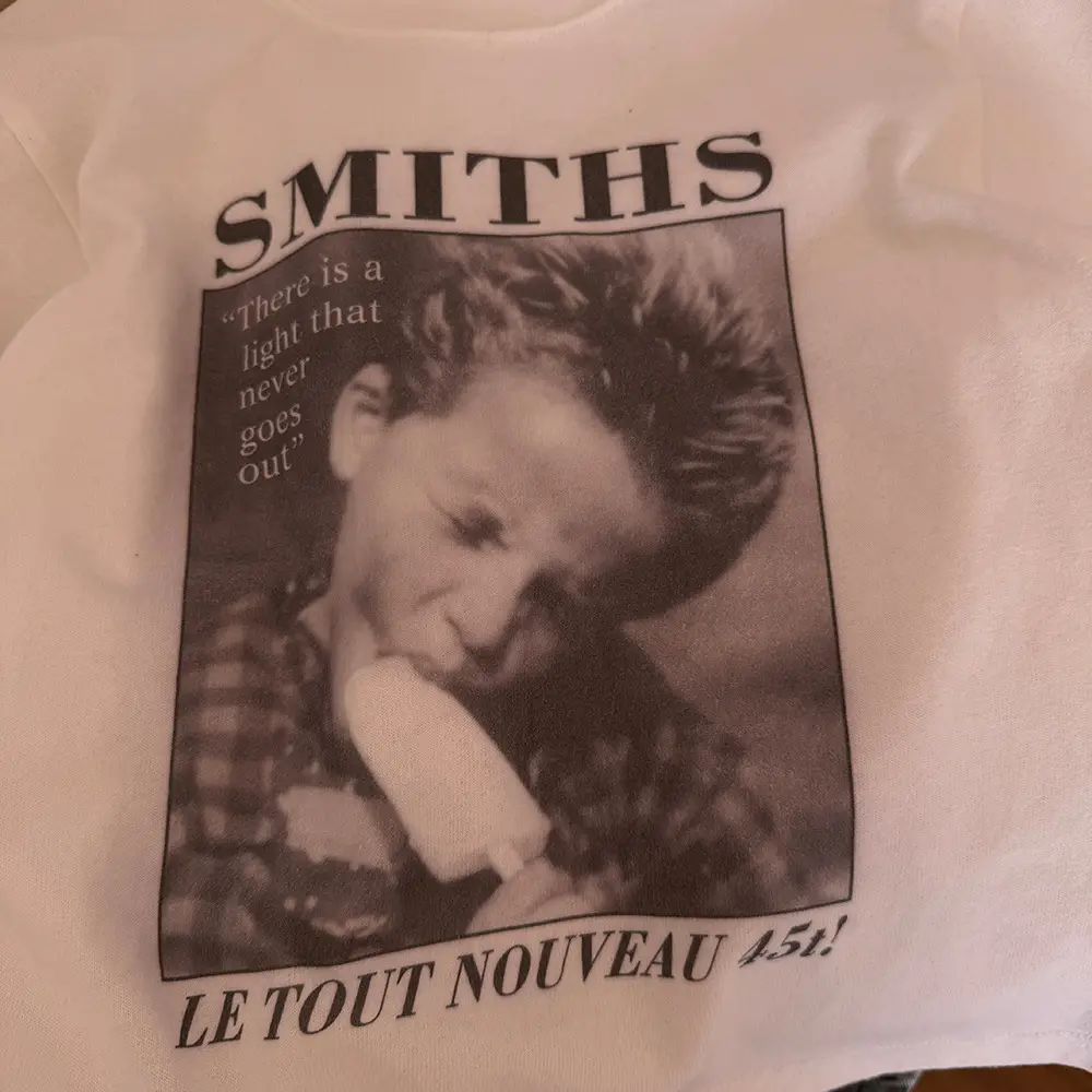 Children's White Smiths Print T-Shirt Medium Small - Image 3