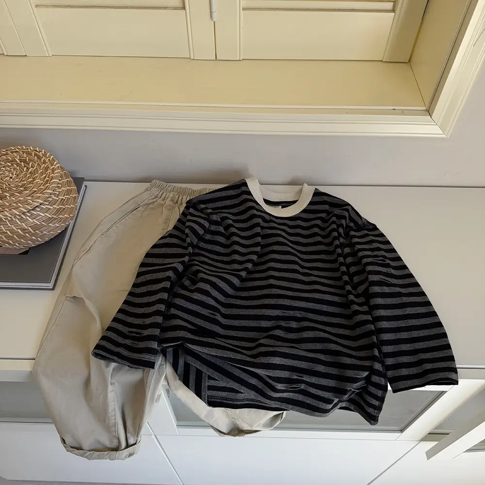 2025 Spring Striped T-Shirt for Boys Retro Loose Fit — feature 2