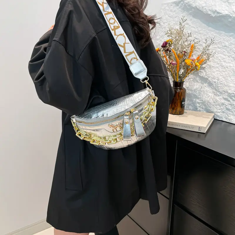 Underarm Bag 2025 Spring New Style Chain Shoulder Bag - Image 10