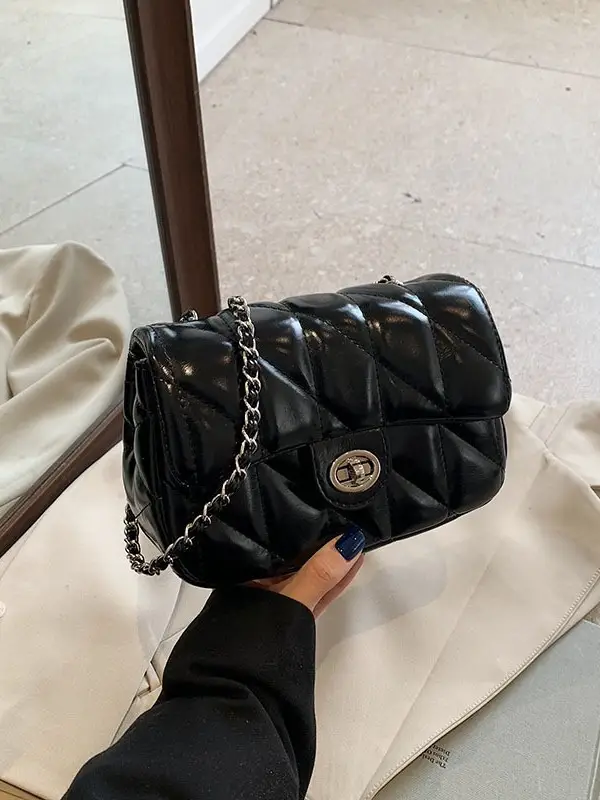 Black Quilted Chain Crossbody Bag for Women 2026 - Image 6