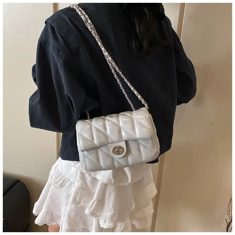Black Quilted Chain Crossbody Bag for Women 2026 — feature 17