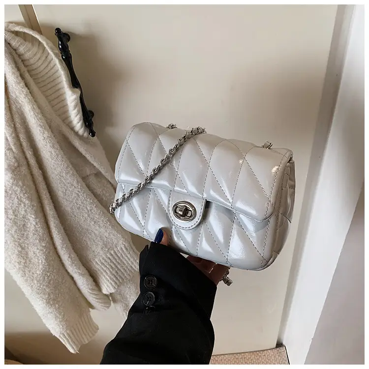 Black Quilted Chain Crossbody Bag for Women 2026 — feature 27